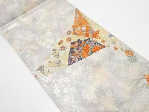 切りばめ風　蝶に牡丹・菖蒲・菊模様織り出し　袋帯